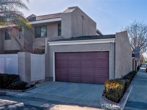 7590 College Drive, Stanton, CA