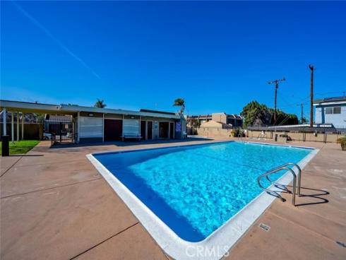 7590 College Drive, Stanton, CA