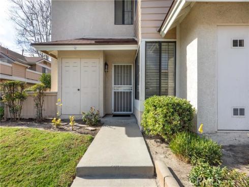 12635 Briarglen Loop H , Stanton, CA