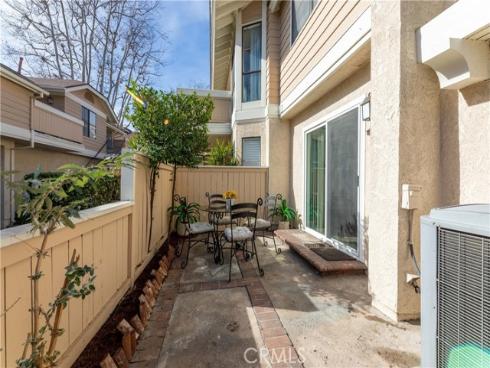 12635 Briarglen Loop H , Stanton, CA