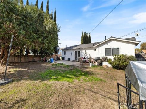 8662 Harriet Lane , Stanton, CA