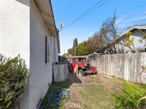 8662 Harriet Lane , Stanton, CA