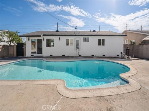 7201 Cerritos Ave , Stanton, CA