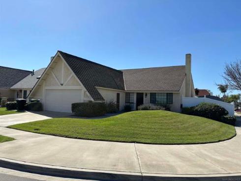 10761 Via Jacara , Stanton, CA