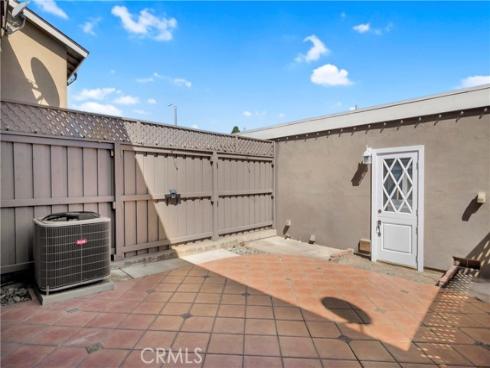 7200 Newton Way, Stanton, CA