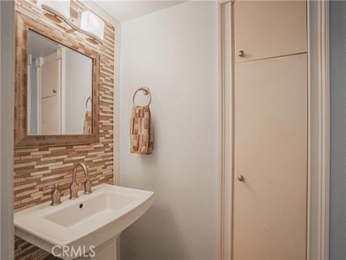 10712 Knott Avenue, Stanton, CA