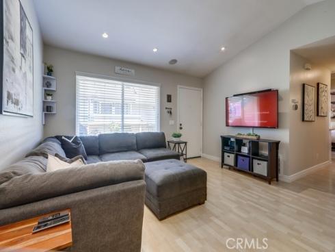 7703 Lansdale 169 Circle, Stanton, CA