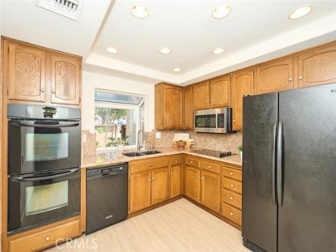 8068 Catherine 9 Avenue, Stanton, CA