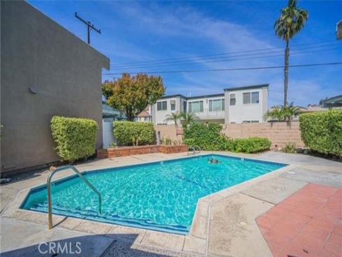 10700  Knott   Avenue, Stanton, CA