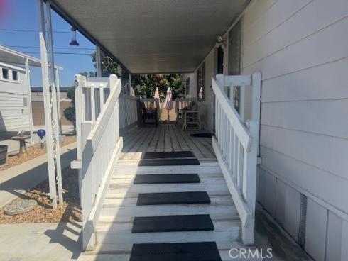 7271  Katella  9  Avenue, Stanton, CA