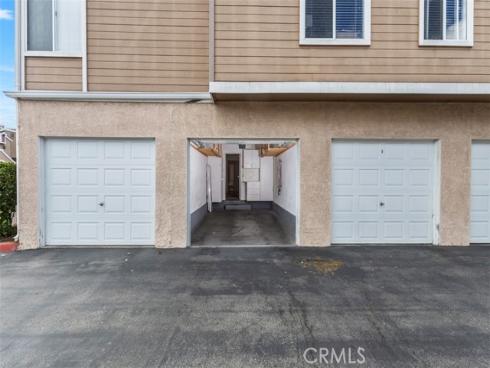 10393 E Briar Oaks  D  Drive, Stanton, CA