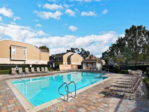 10393 E Briar Oaks  D  Drive, Stanton, CA