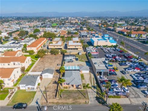 7931 1st , Stanton, CA