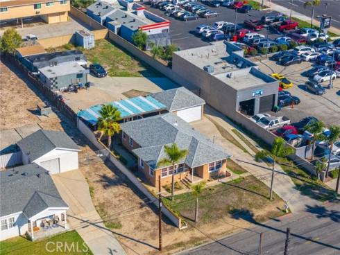 7931  1st  , Stanton, CA