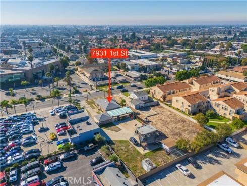 7931 1st , Stanton, CA
