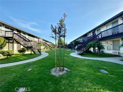 7100 Cerritos 85 , Stanton, CA