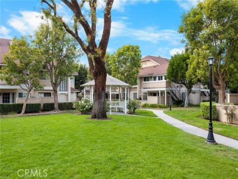 12640 Briarglen Loop F , Stanton, CA