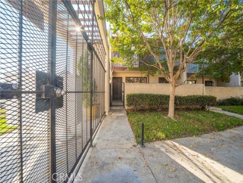 10663  Bell  , Stanton, CA