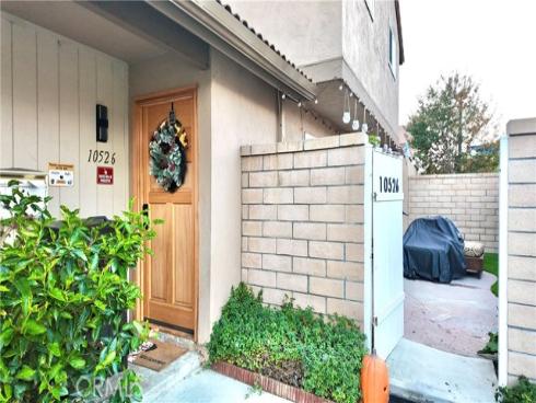 10526 Carrotwood , Stanton, CA