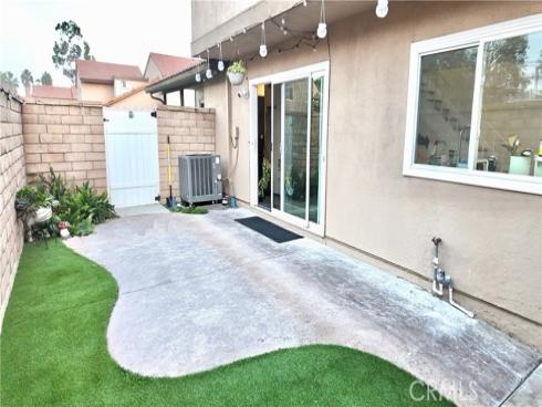 10526 Carrotwood , Stanton, CA