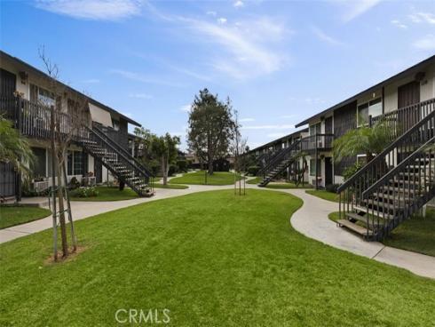 7100  Cerritos  85  Avenue, Stanton, CA