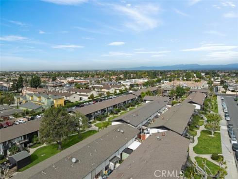 7100  Cerritos  85  Avenue, Stanton, CA