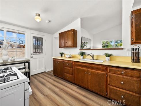 7761  Davmor  , Stanton, CA