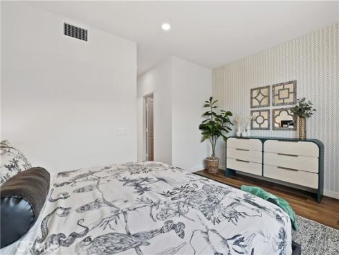 30  Bigsby   Drive, Stanton, CA