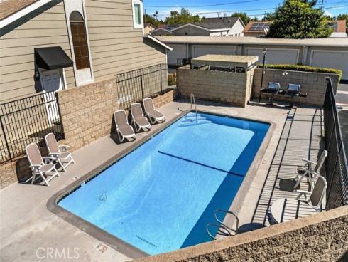 7129  Cerritos  7  Avenue, Stanton, CA