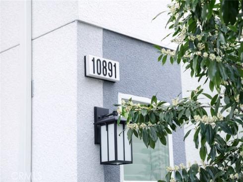 10891  Scottsbluff  , Stanton, CA