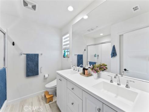 437  Lucent  , Stanton, CA