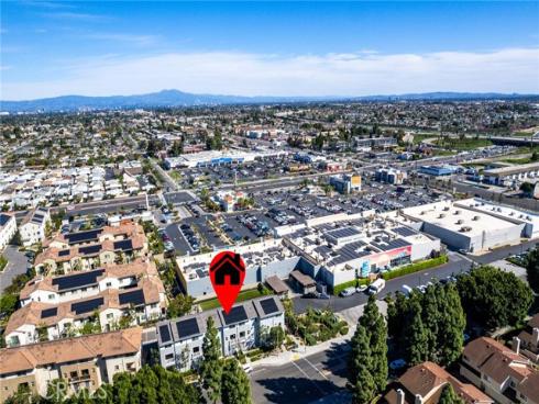 437  Lucent  , Stanton, CA