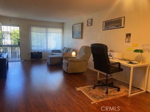 7100 Cerritos 112