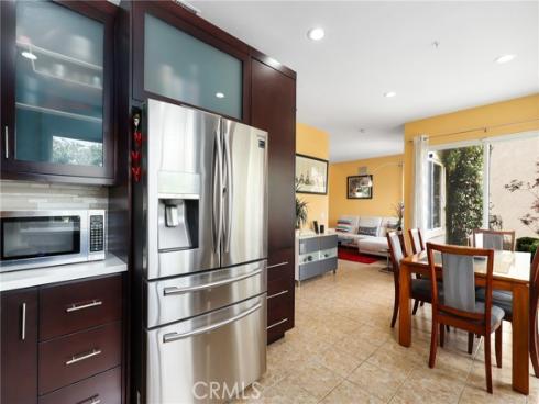 2 Serena Way, Stanton, CA