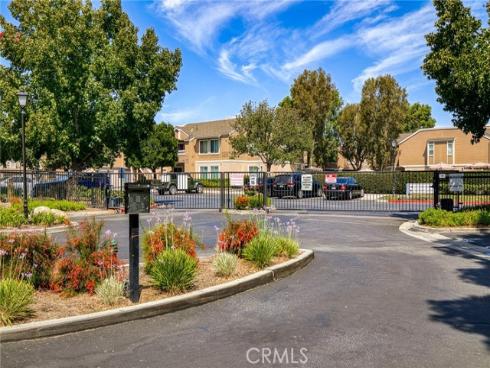 10435 W Briar Oaks A Drive, Stanton, CA