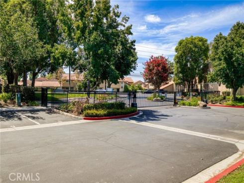 10435 W Briar Oaks A Drive, Stanton, CA