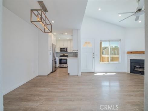 10435 W Briar Oaks A Drive, Stanton, CA
