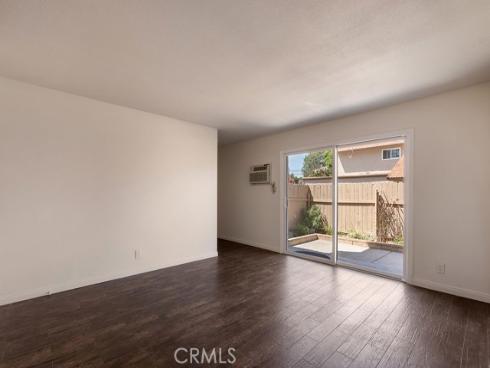 10525 Royal Oak , Stanton, CA