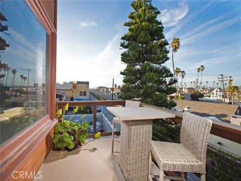 6  B Surfside  , Surfside, CA