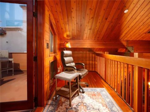 6  B Surfside  , Surfside, CA