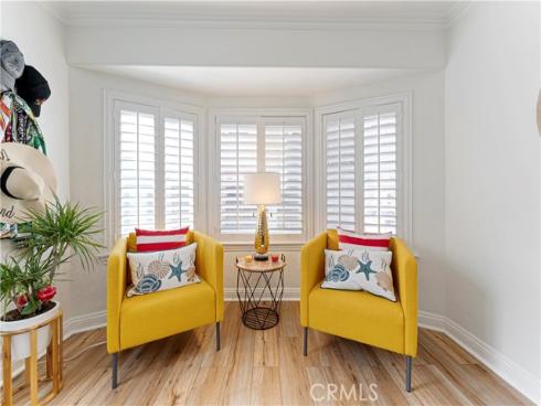 56 B Surfside Avenue, Surfside, CA