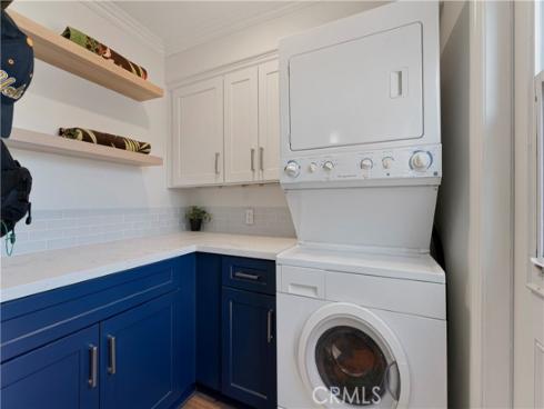 56 B Surfside Avenue, Surfside, CA