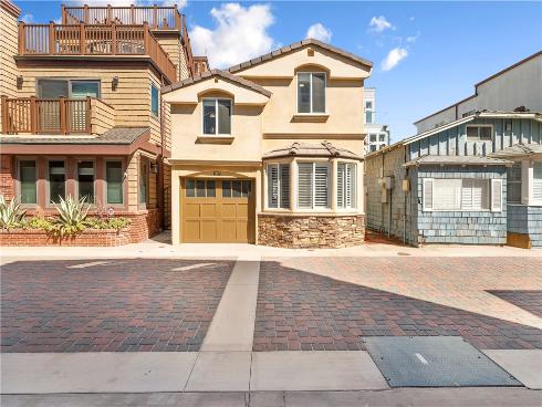 56 B Surfside Avenue, Surfside, CA