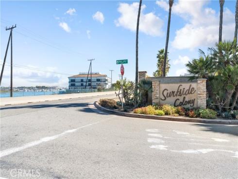 56 B Surfside Avenue, Surfside, CA