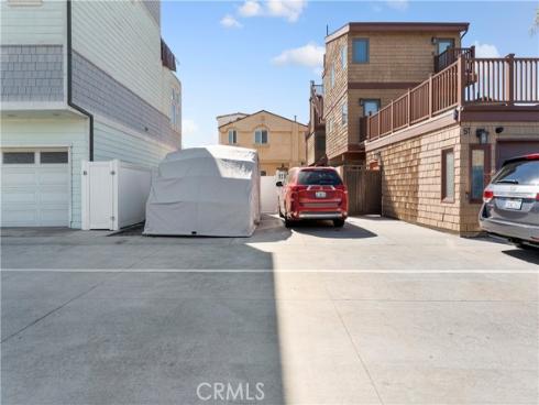 56 B Surfside Avenue, Surfside, CA