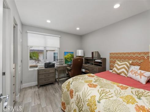 16905 S Pacific Avenue, Sunset Beach, CA