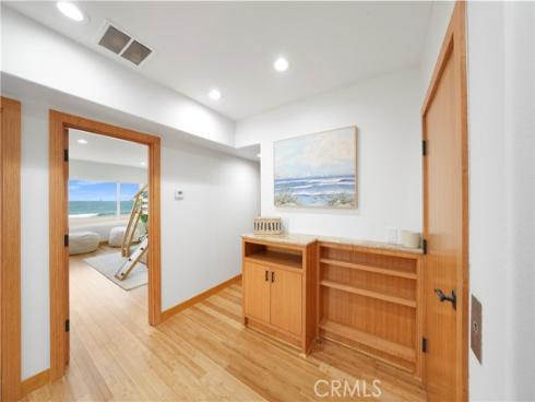 16601 S Pacific   Avenue, Sunset Beach, CA