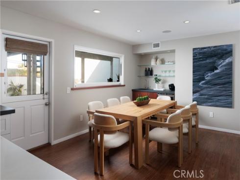 29  Surfside  B  Avenue, Surfside, CA