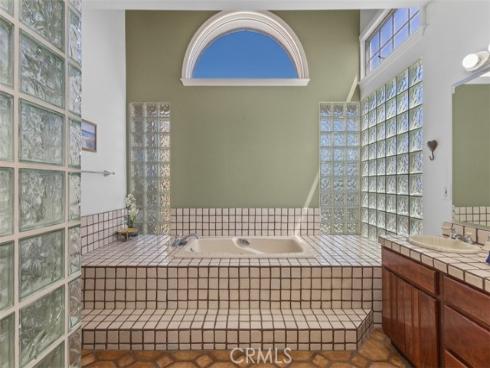 16935 S Pacific   Avenue, Sunset Beach, CA