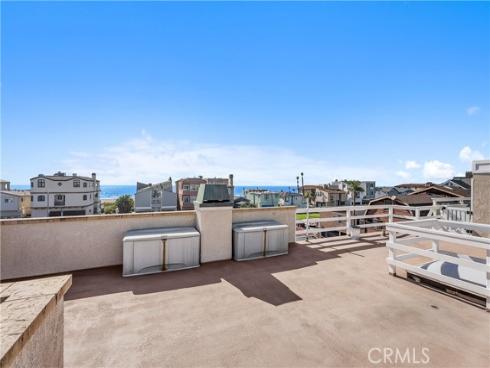 17081  5th  , Sunset Beach, CA